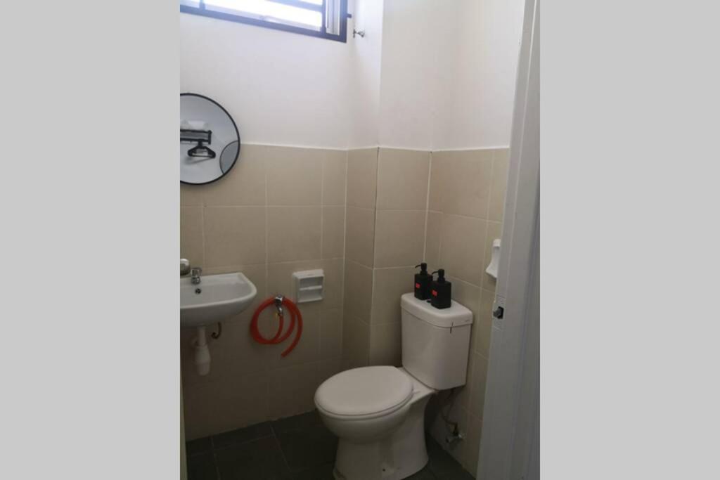 Homestay Tok Ayah, Behrang Jati Kampong Behrang Екстериор снимка